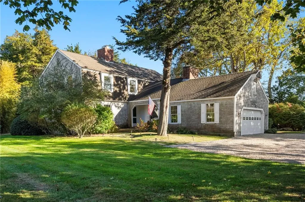 28 Noyes Neck Road Westerly RI 02891