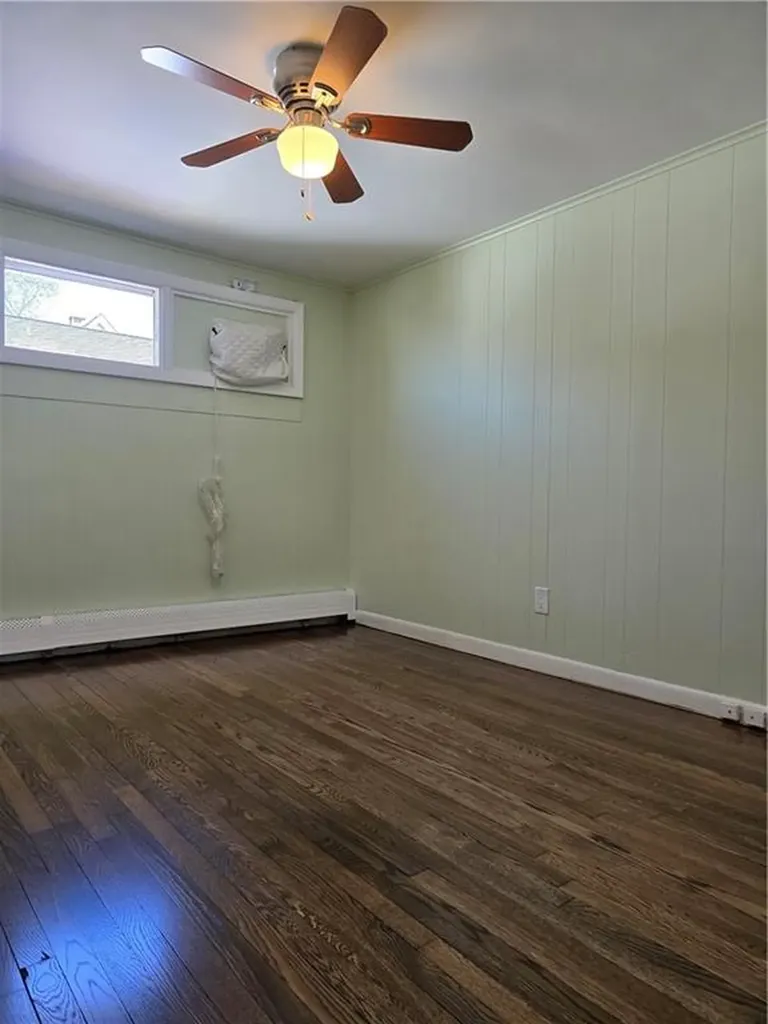 66 Sunset Avenue North Providence RI 02911