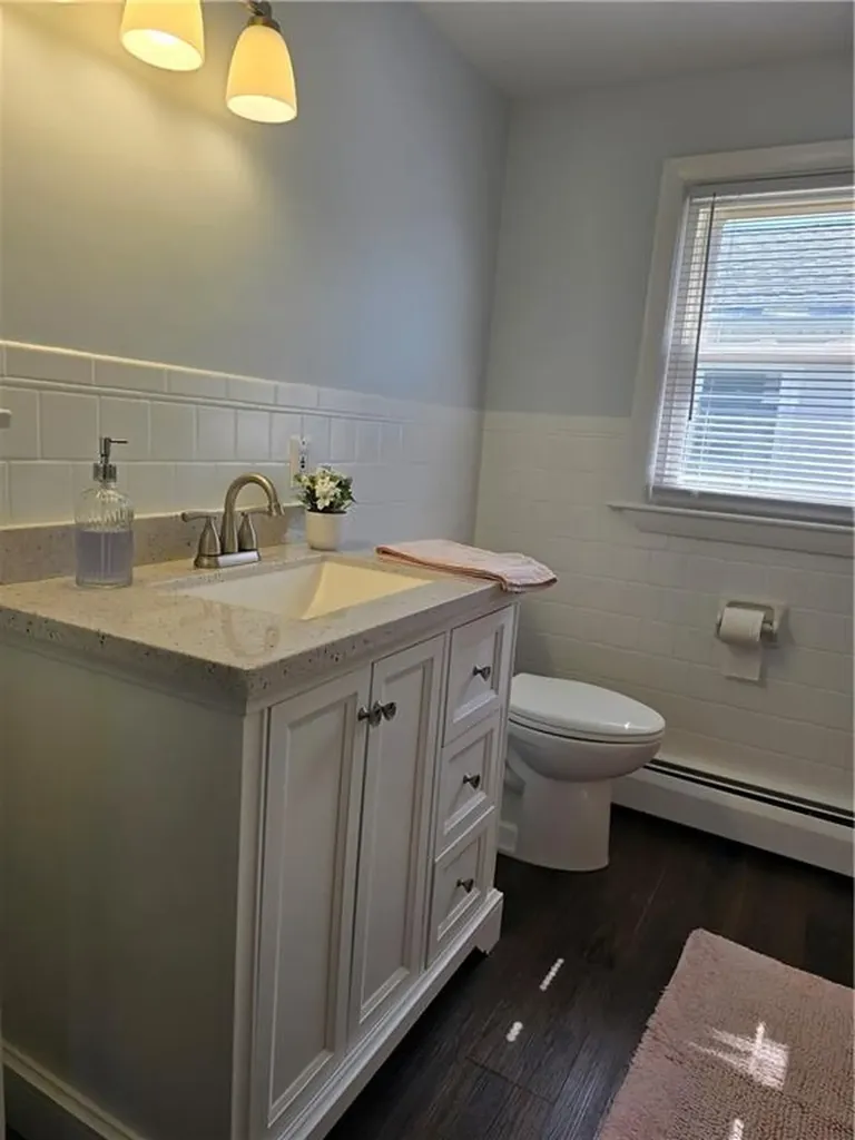 66 Sunset Avenue North Providence RI 02911