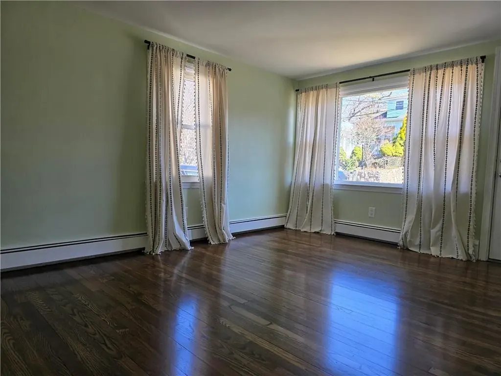 66 Sunset Avenue North Providence RI 02911