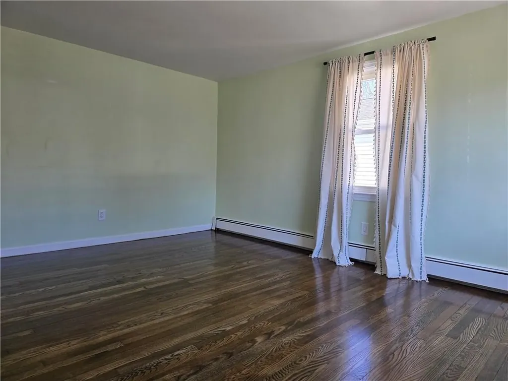 66 Sunset Avenue North Providence RI 02911