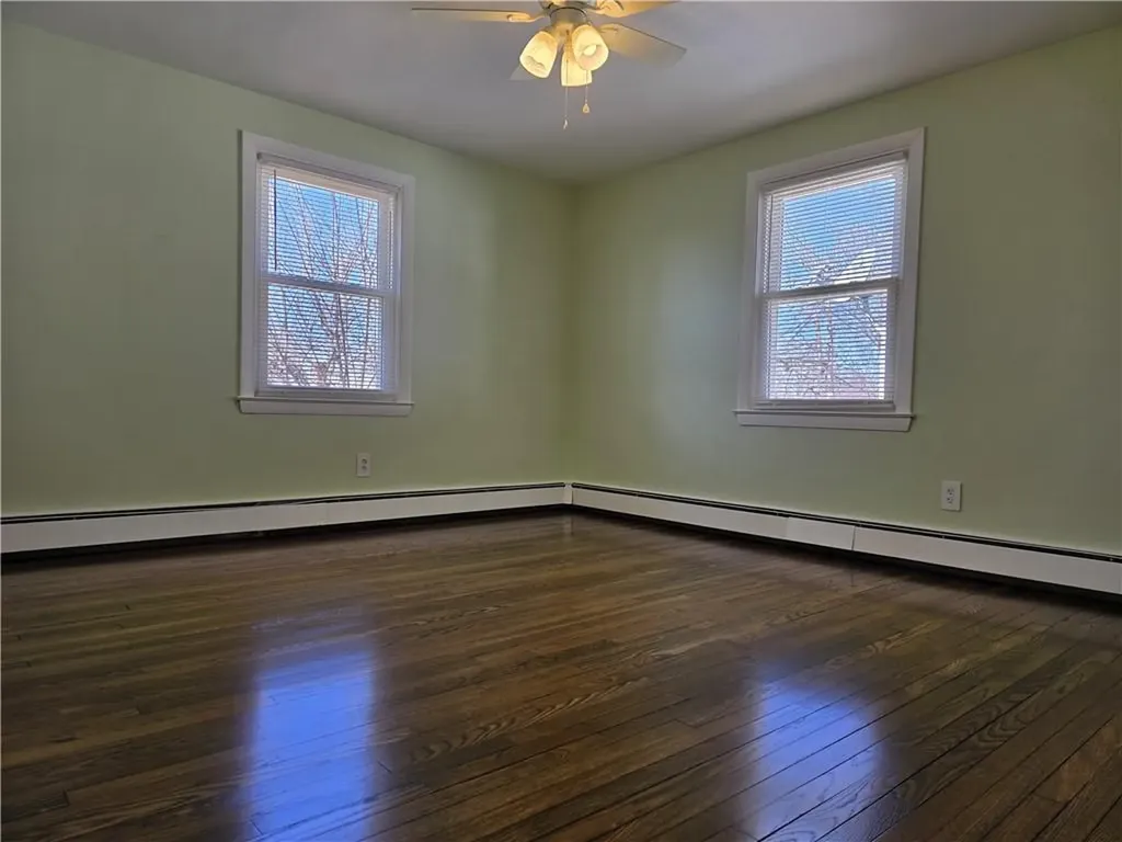 66 Sunset Avenue North Providence RI 02911