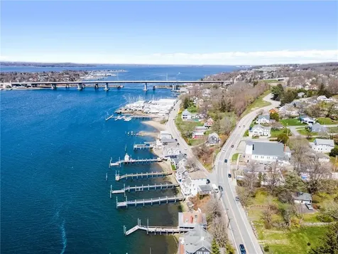 1597 Main Road Tiverton RI 02878