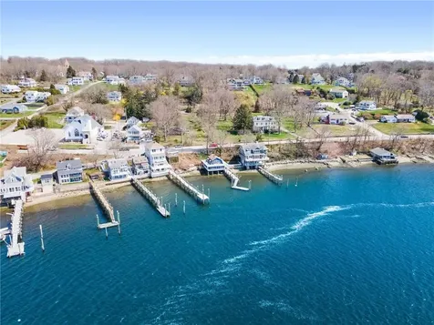 1597 Main Road Tiverton RI 02878