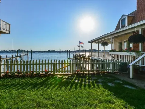 1597 Main Road Tiverton RI 02878