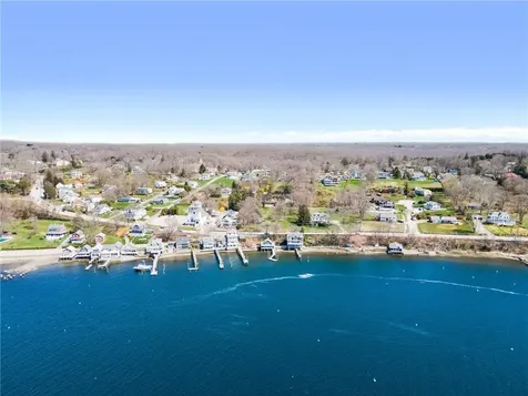 1597 Main Road Tiverton RI 02878