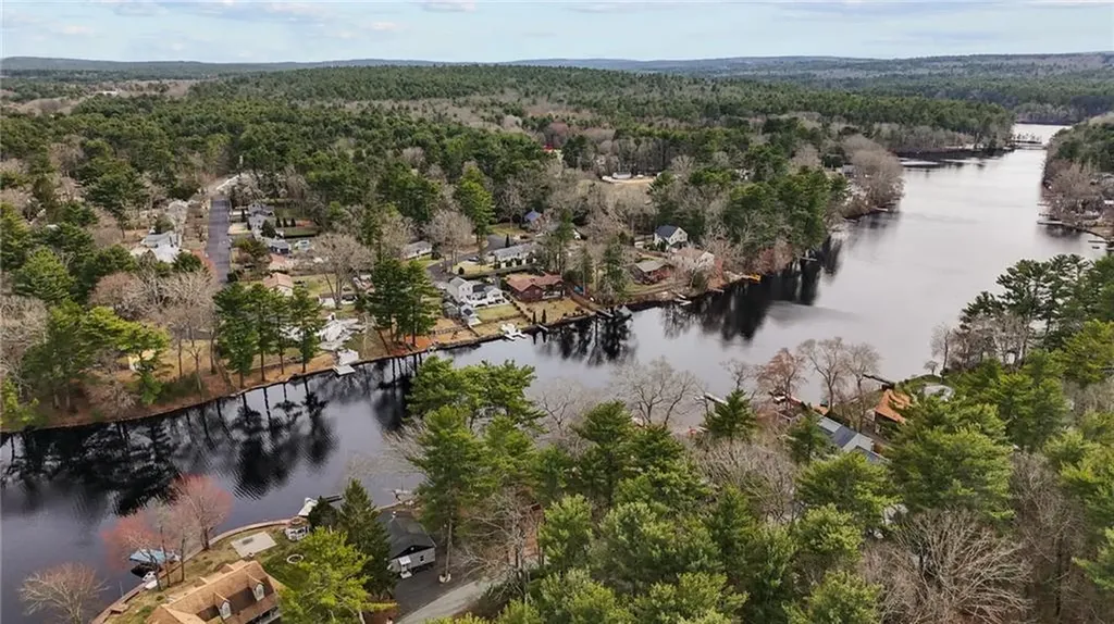 171 Lakehurst Drive Coventry RI 02816