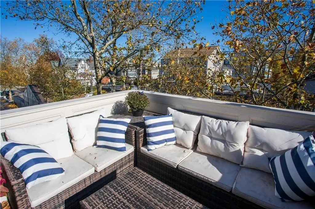 186 Camp Street Providence RI 02906