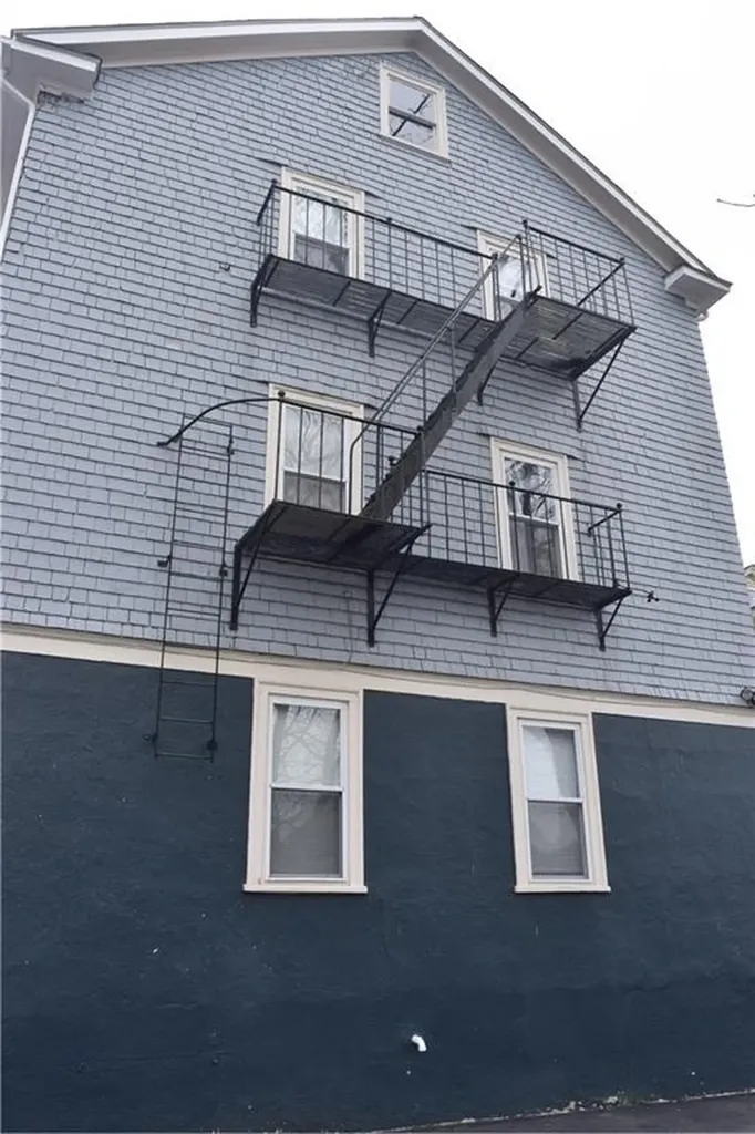 186 Camp Street Providence RI 02906