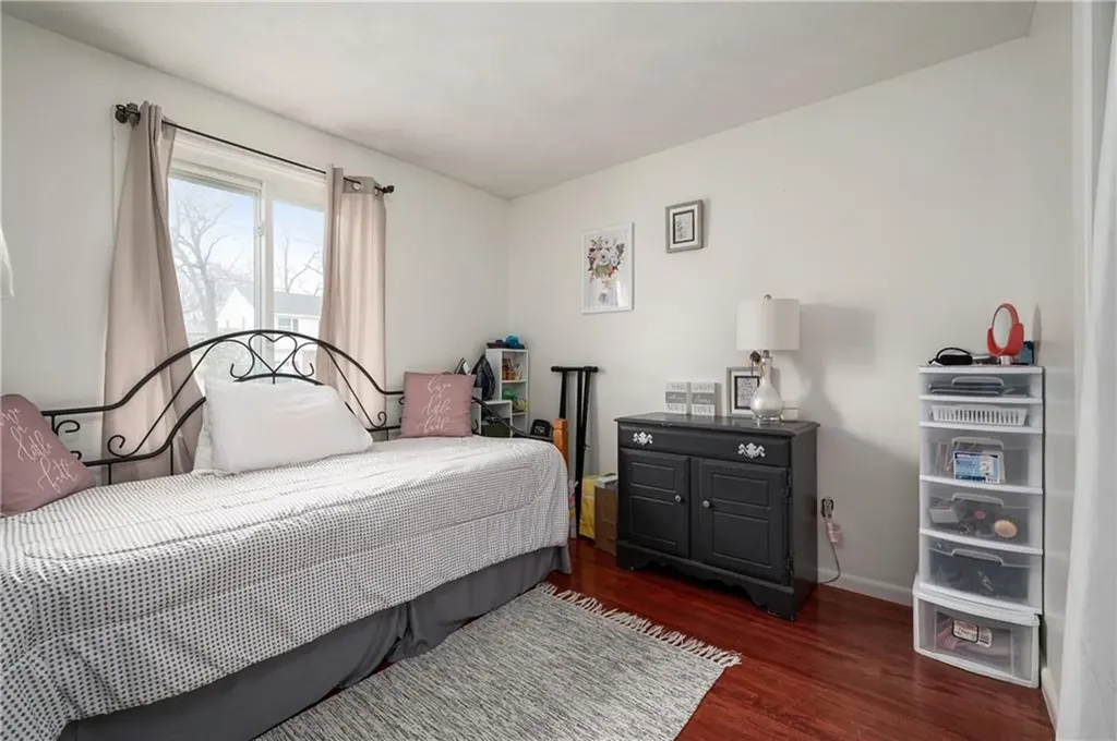 158 Hilton Road Warwick RI 02889