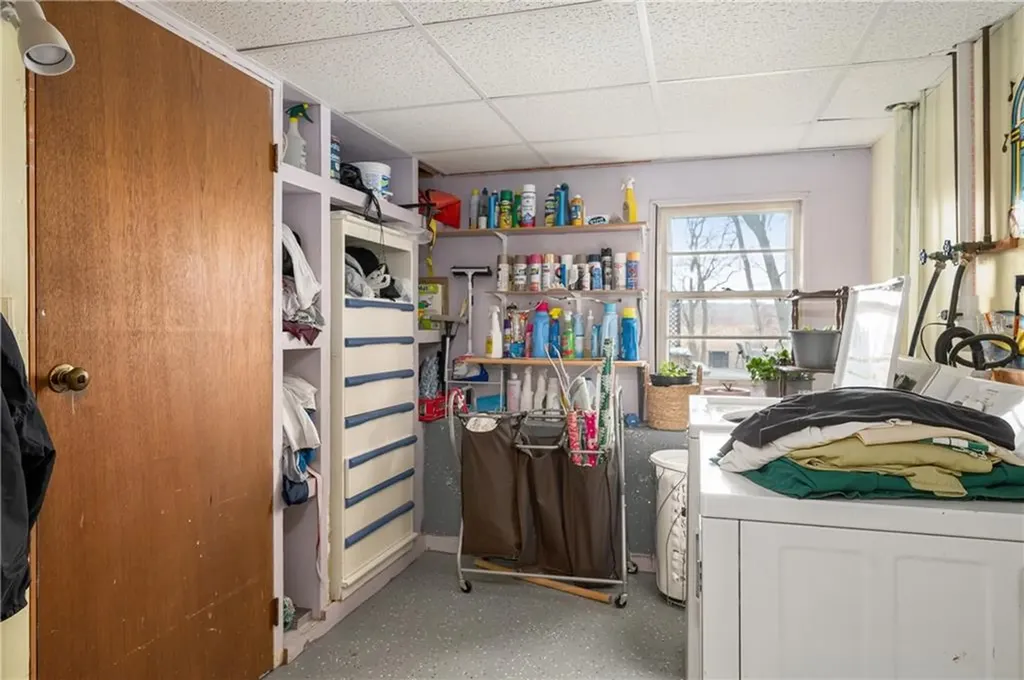 158 Hilton Road Warwick RI 02889