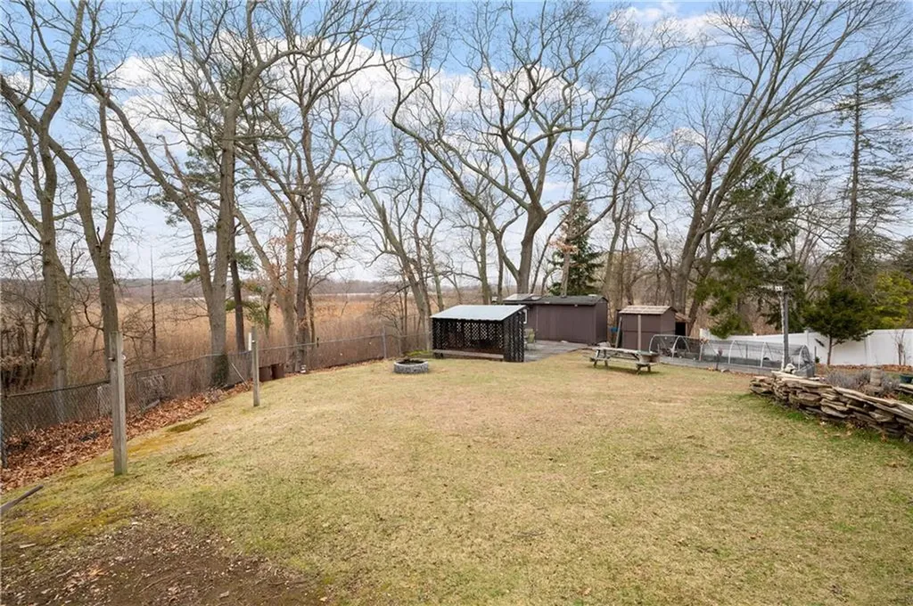 158 Hilton Road Warwick RI 02889