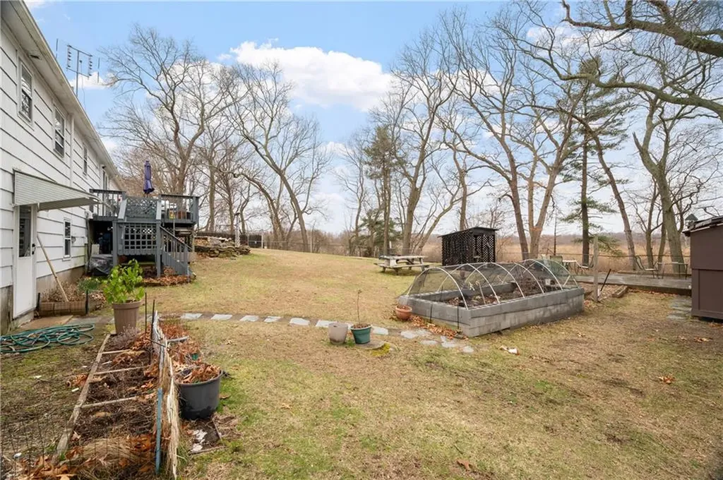 158 Hilton Road Warwick RI 02889