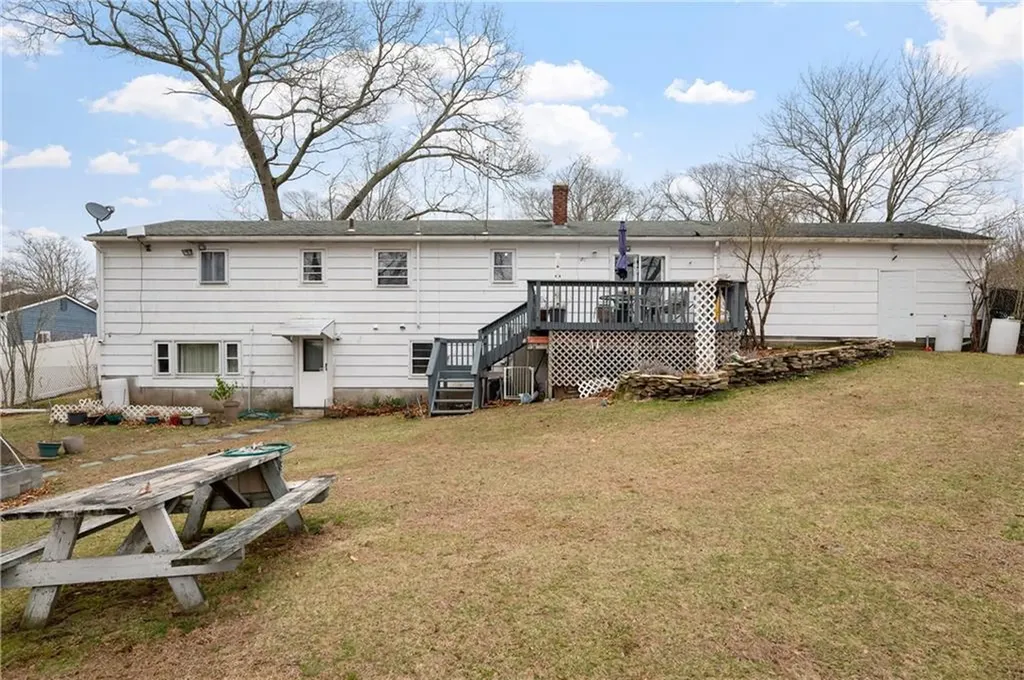 158 Hilton Road Warwick RI 02889