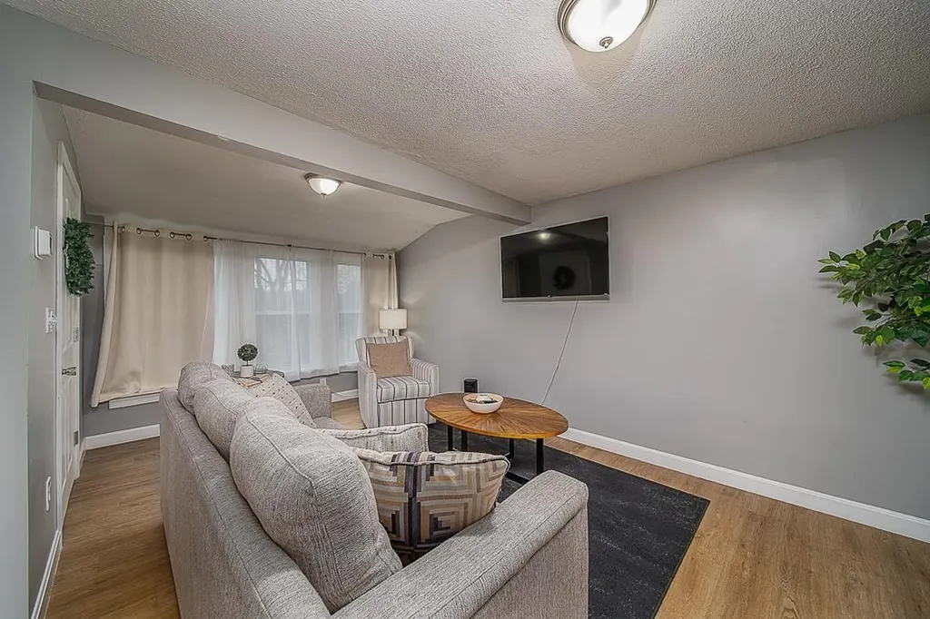 49 Curtis Street Warwick RI 02889