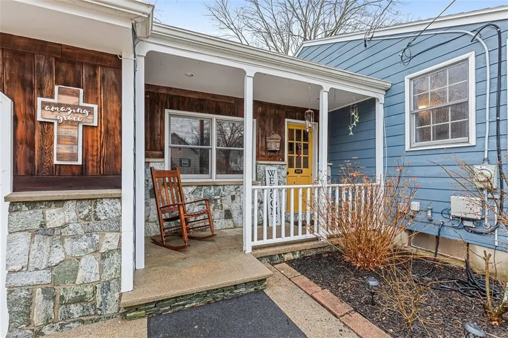 4 Carolyn Street Coventry RI 02816