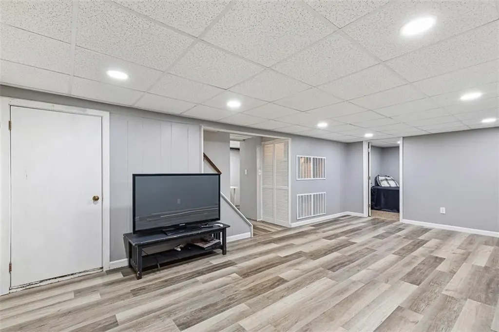 4 Carolyn Street Coventry RI 02816