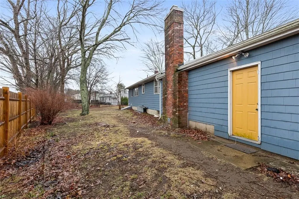 4 Carolyn Street Coventry RI 02816