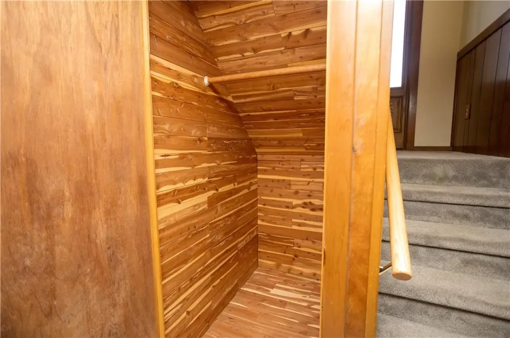 47 Birchwood Lane West Warwick RI 02893