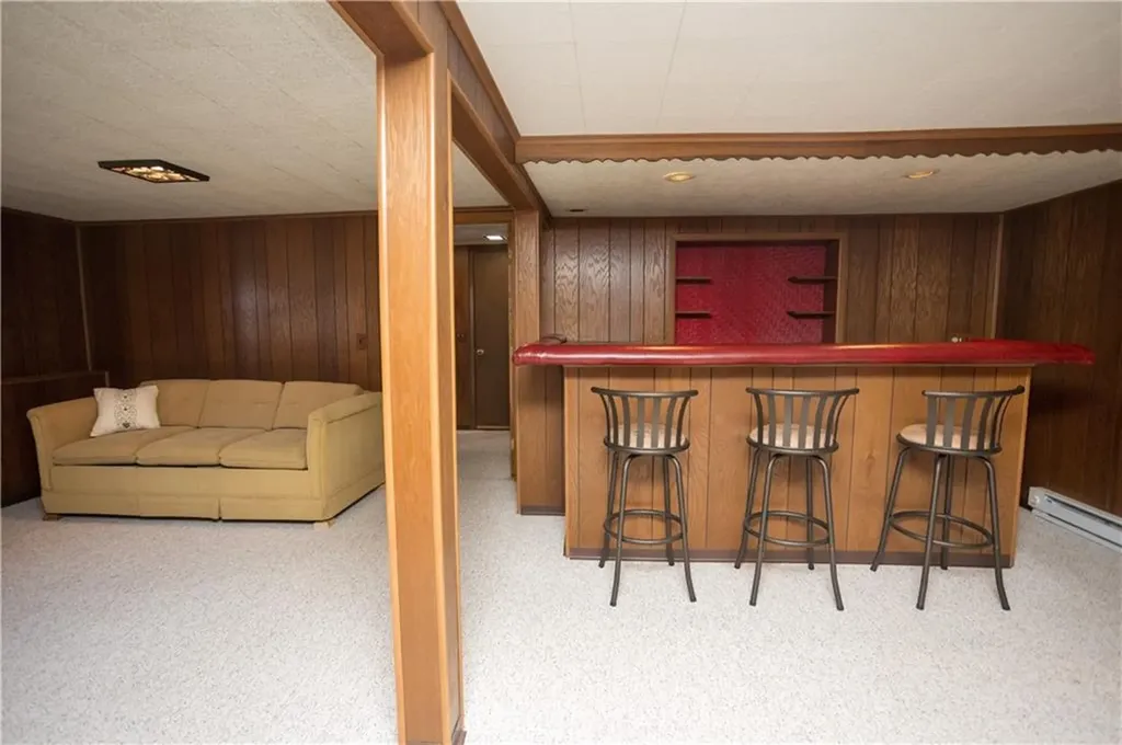 47 Birchwood Lane West Warwick RI 02893