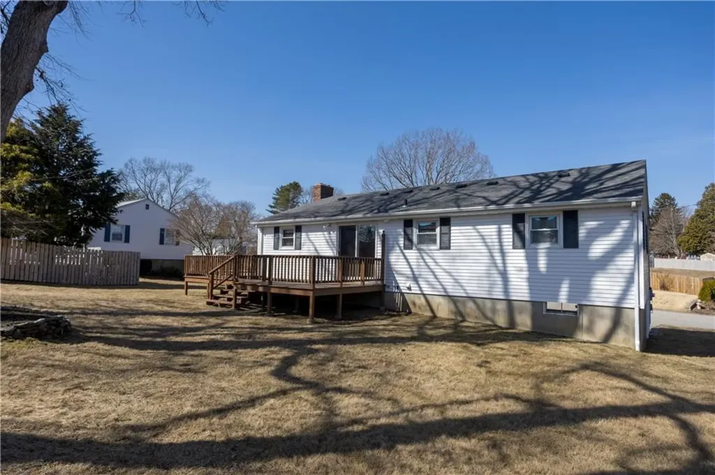 47 Birchwood Lane West Warwick RI 02893