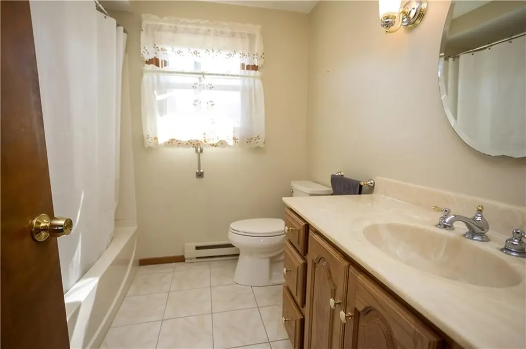 47 Birchwood Lane West Warwick RI 02893