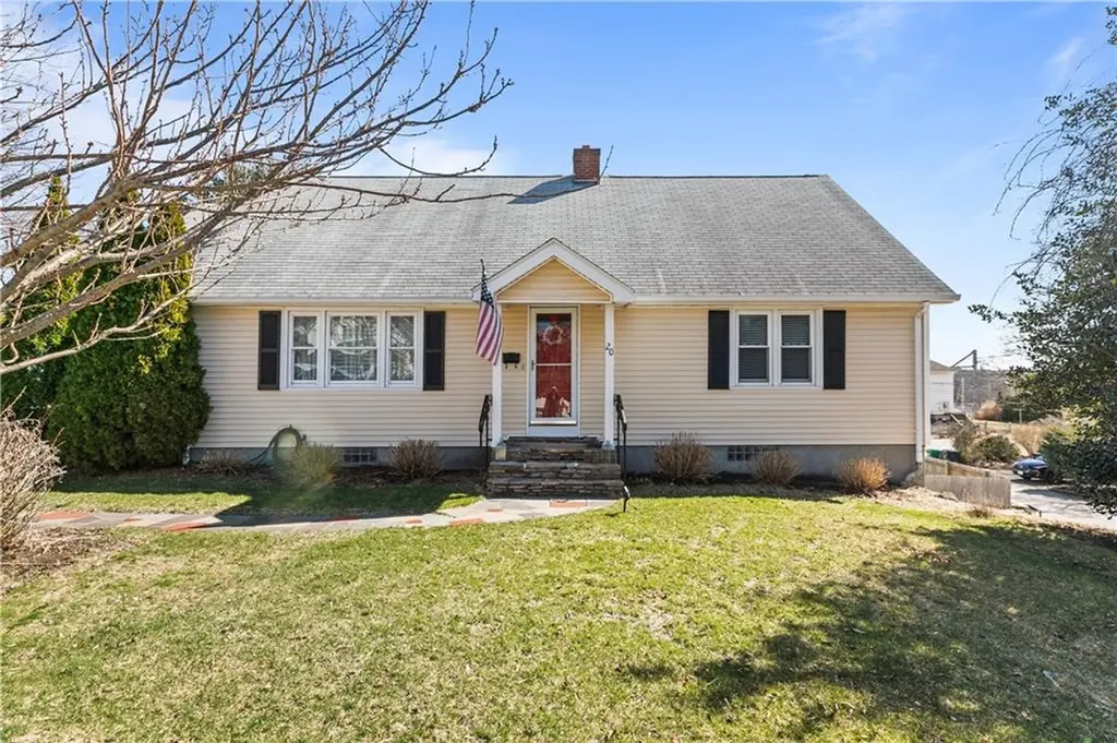 20 Blackmore Street Warwick RI 02818