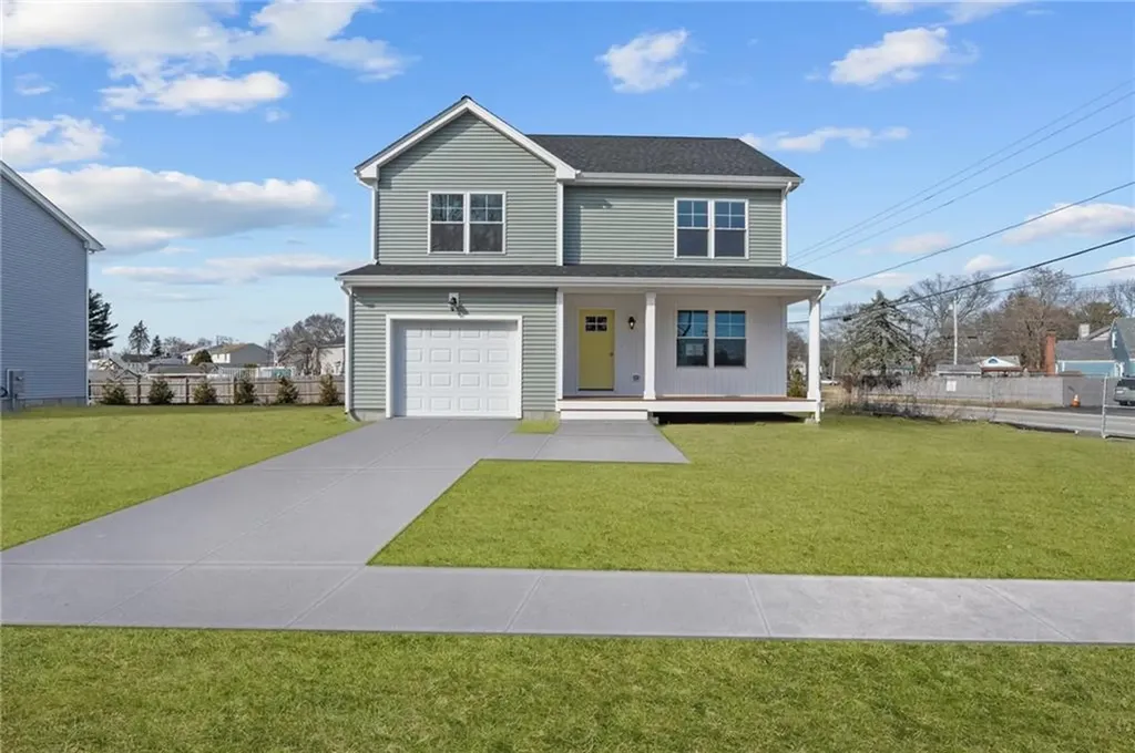 5 Red Maple Lane Warwick RI 02886