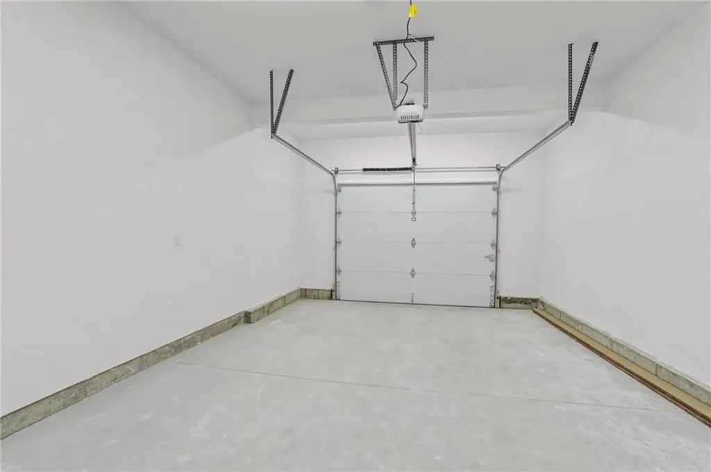 5 Red Maple Lane Warwick RI 02886