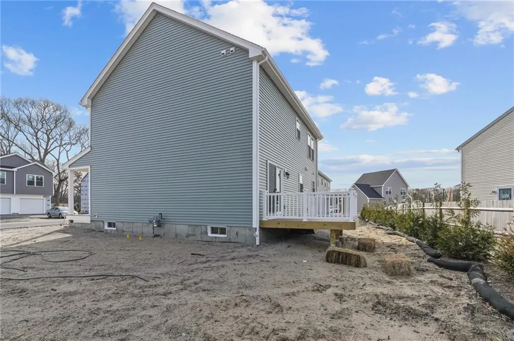 5 Red Maple Lane Warwick RI 02886