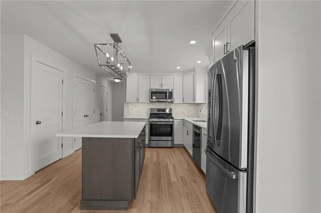 5 Red Maple Lane Warwick RI 02886