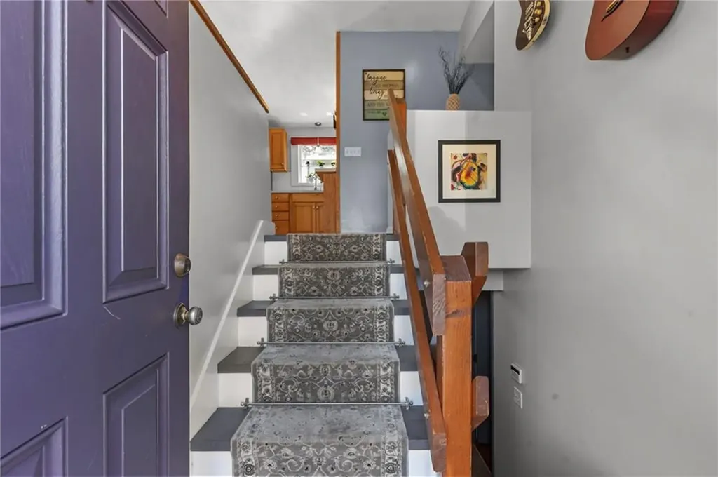 10 Thornton Avenue Smithfield RI 02917