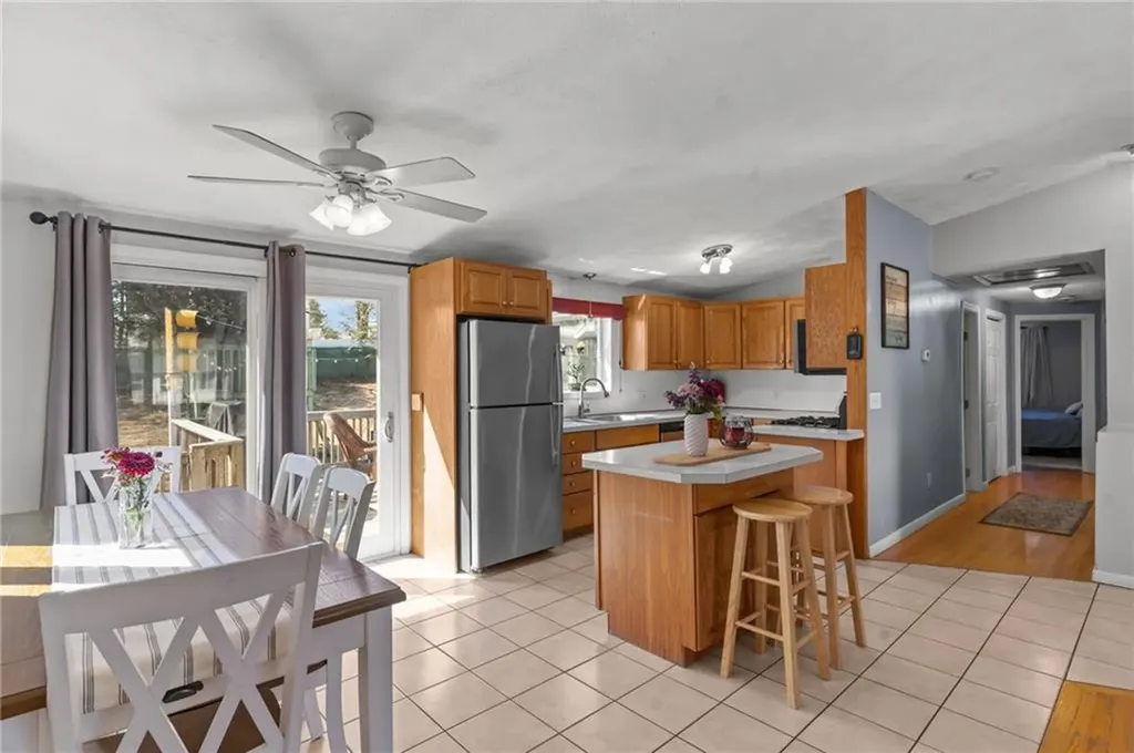 10 Thornton Avenue Smithfield RI 02917