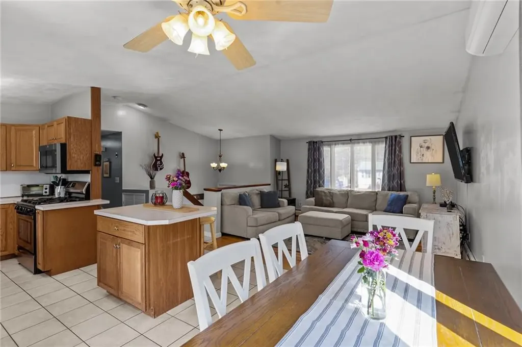10 Thornton Avenue Smithfield RI 02917