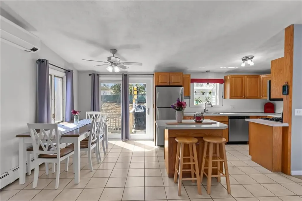 10 Thornton Avenue Smithfield RI 02917