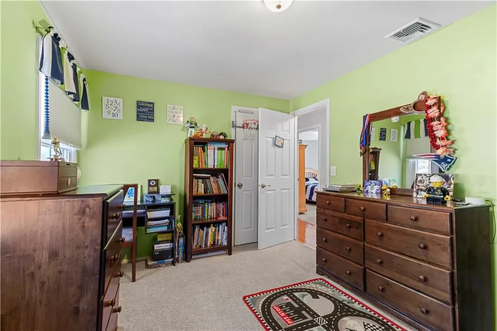 9 Iron Forge Road Lincoln RI 02865
