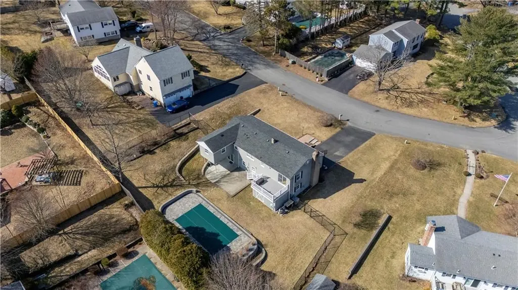 9 Iron Forge Road Lincoln RI 02865