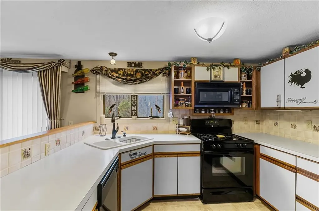 245 Scituate Avenue Cranston RI 02921