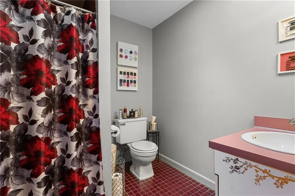 245 Scituate Avenue Cranston RI 02921