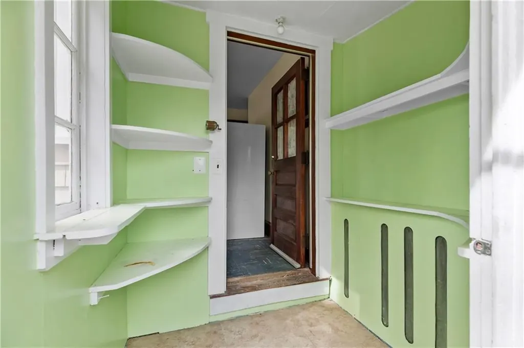 178 Middle Road Portsmouth RI 02871