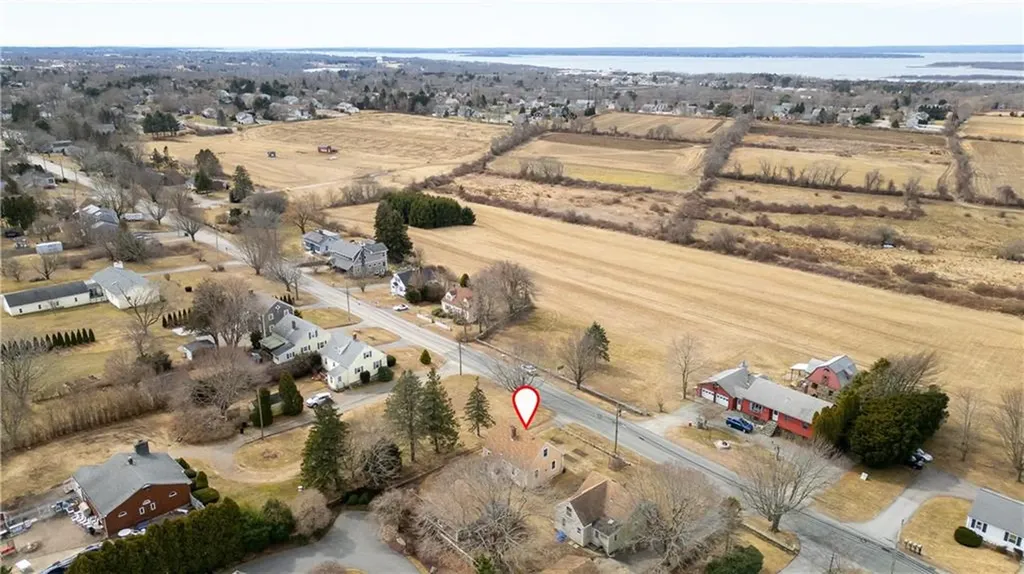 178 Middle Road Portsmouth RI 02871
