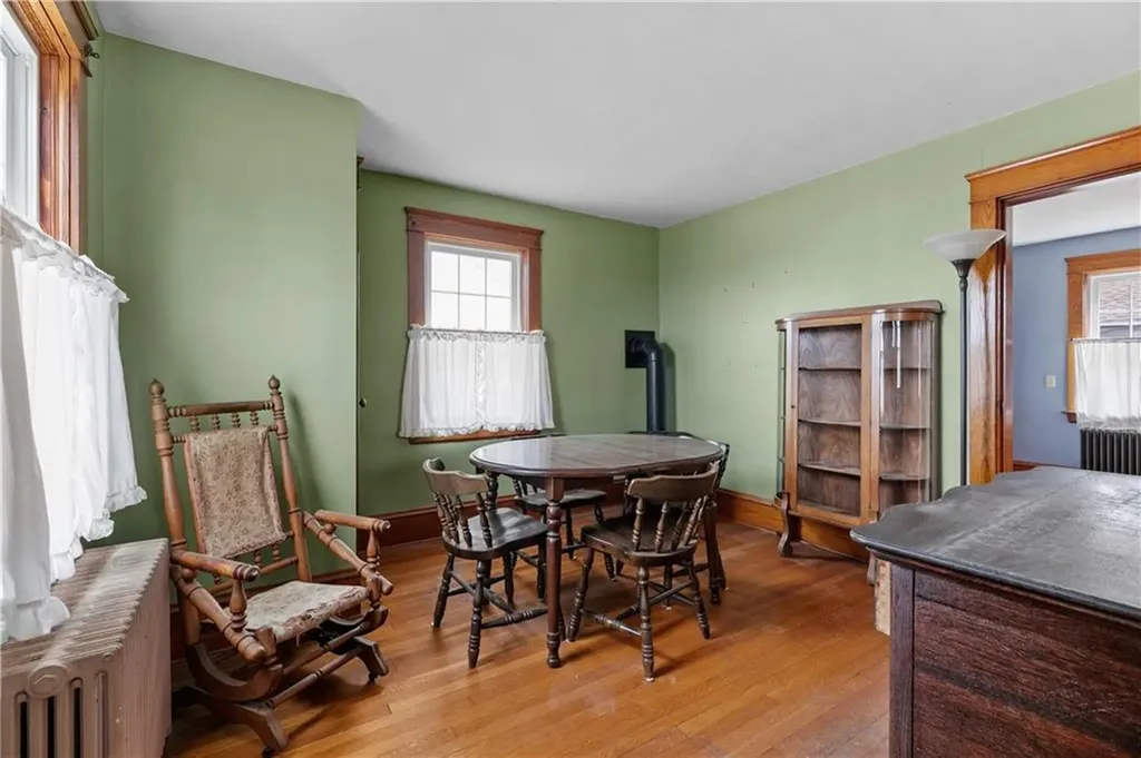 178 Middle Road Portsmouth RI 02871