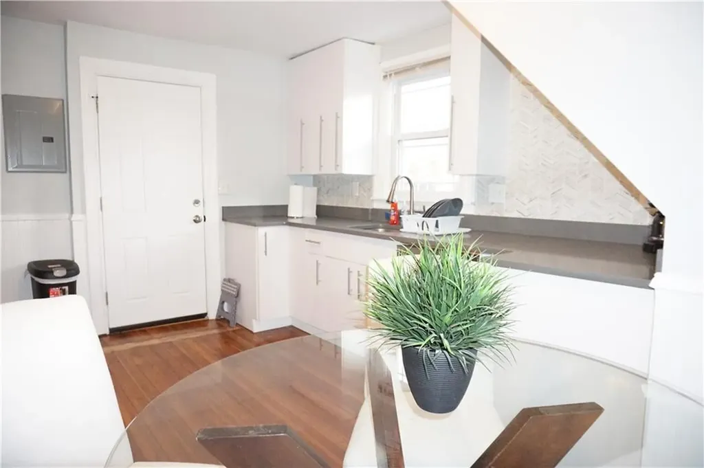 12 14 West Park Street Providence RI 02908