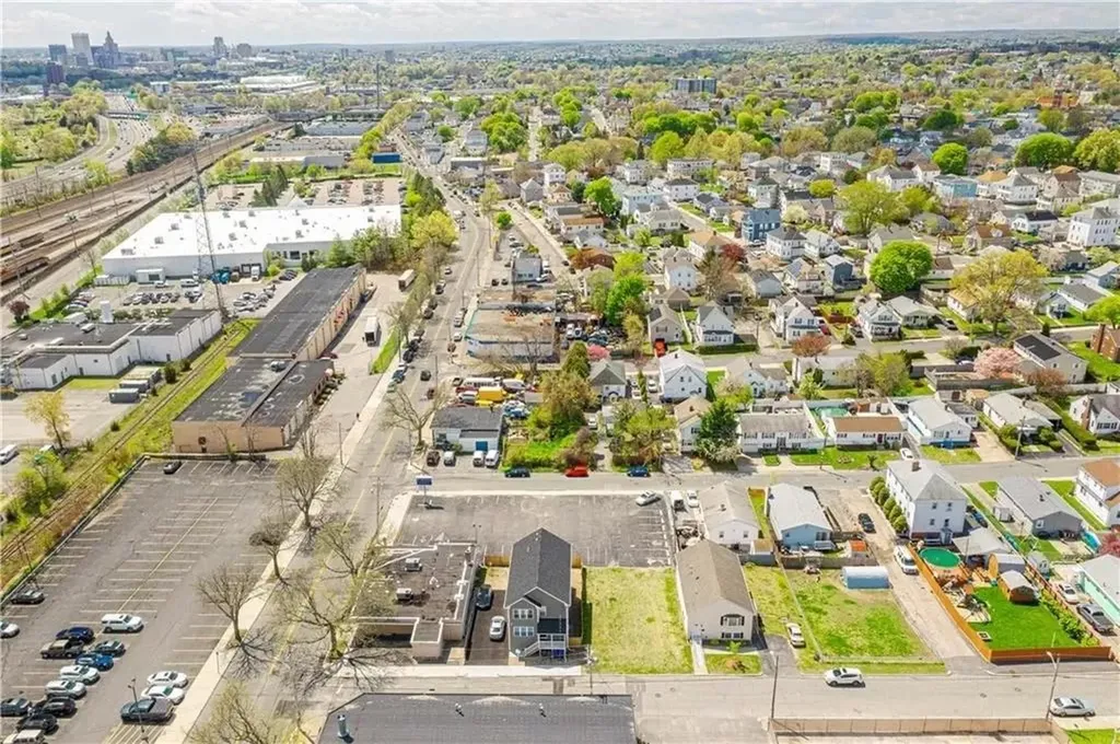 464 Silver Spring Street Providence RI 02904