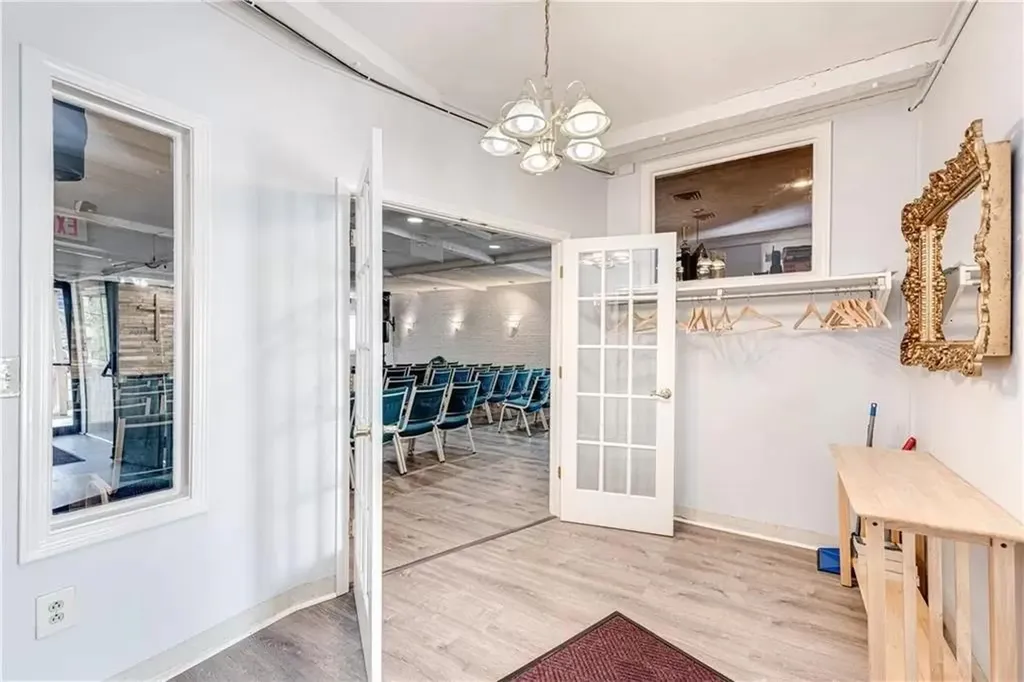 464 Silver Spring Street Providence RI 02904