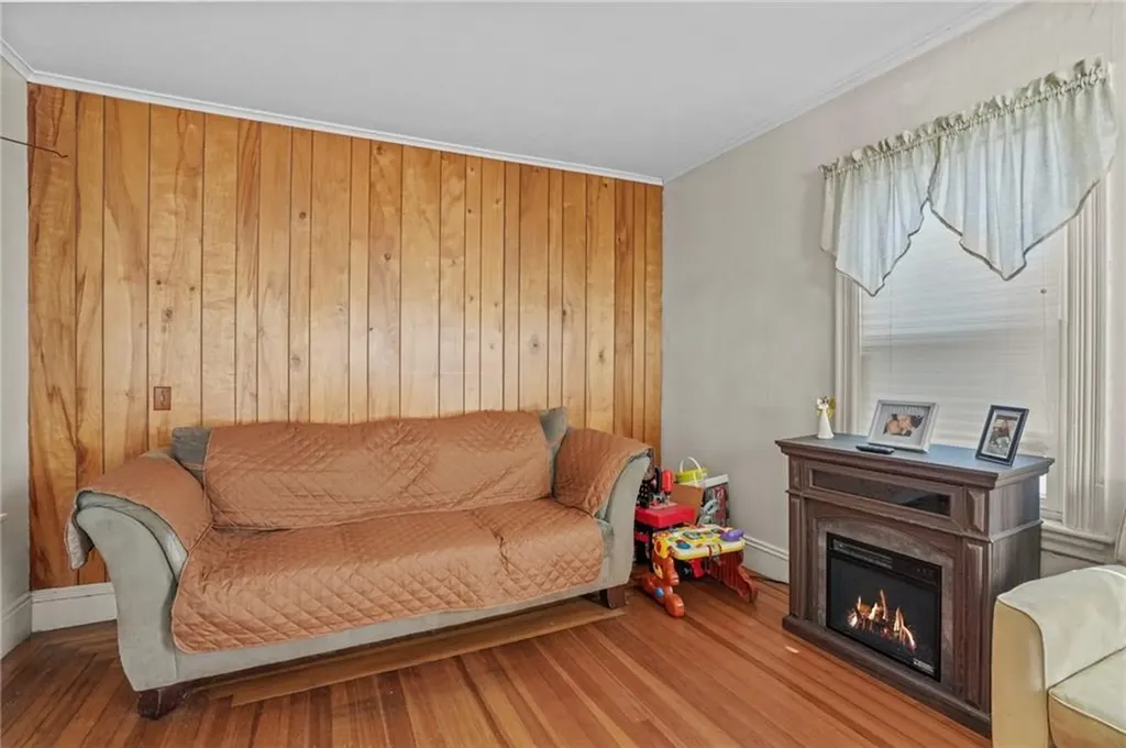 14 16 Park Street Warren RI 02885