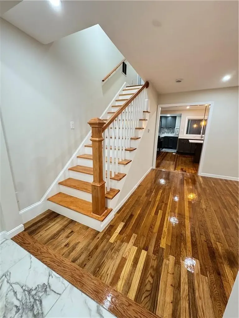 17 Willard Street Warwick RI 02889