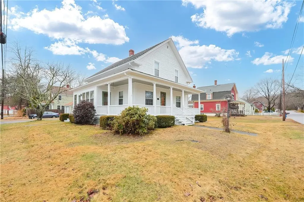 81 Remington Avenue Burrillville RI 02858