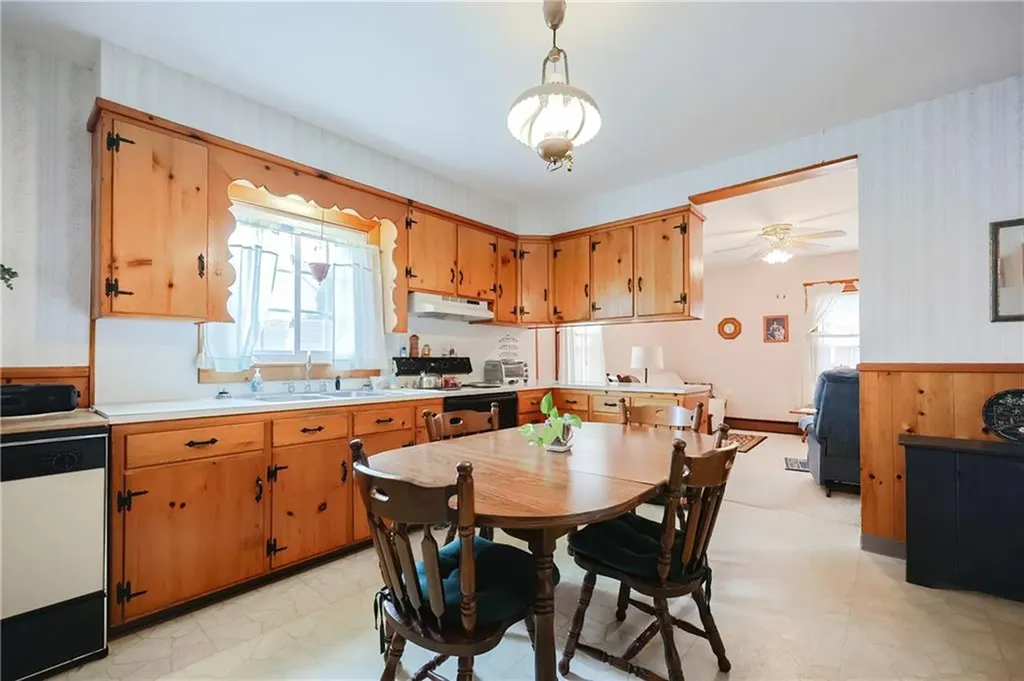 81 Remington Avenue Burrillville RI 02858