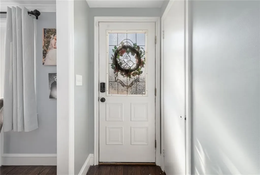 35 Vancouver Avenue Warwick RI 02886